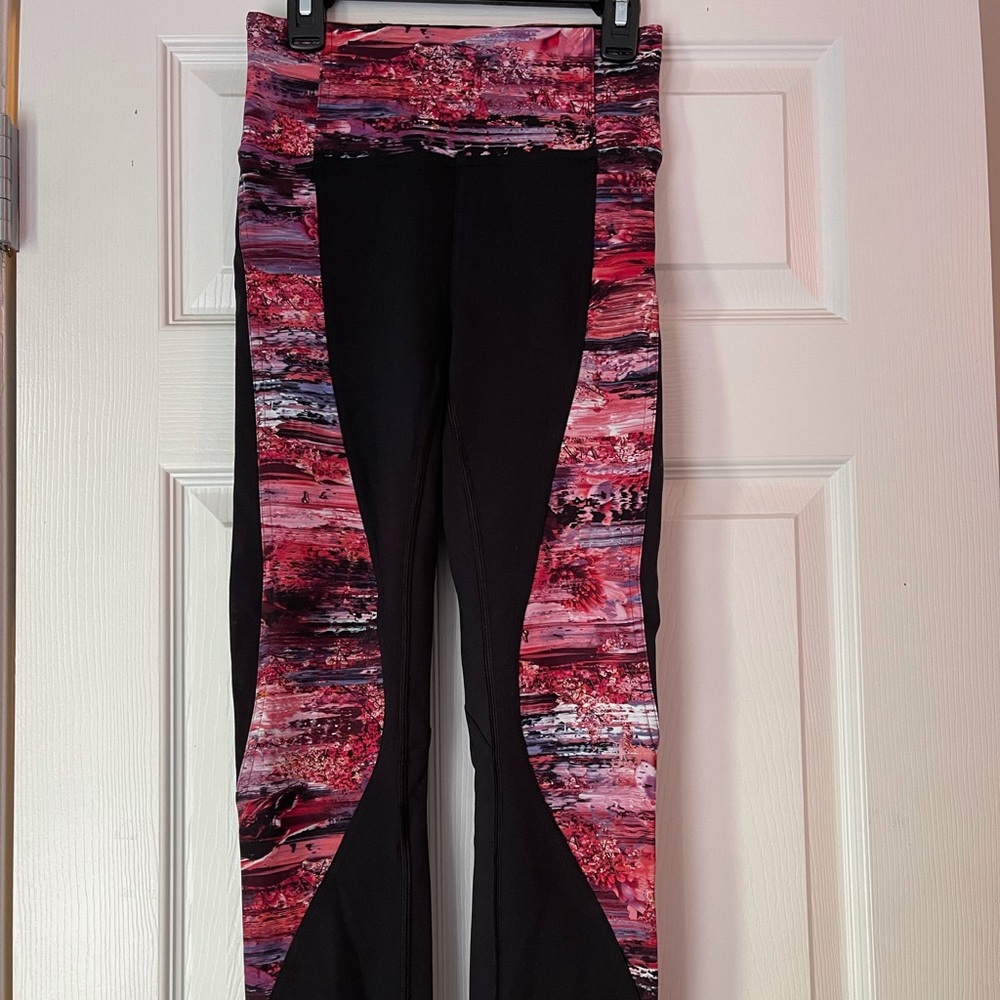 Colorful lulu lemon cropped leggings
